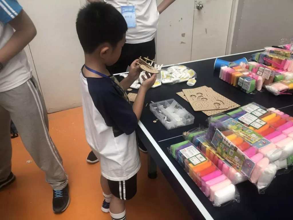 雷宇的支持，讓小選手們的作品更加精致美觀，令人贊嘆。